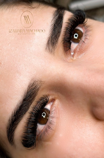 Close up lash work